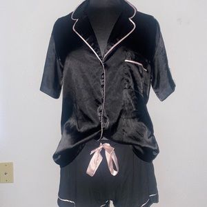 Victoria’s Secret sleep set